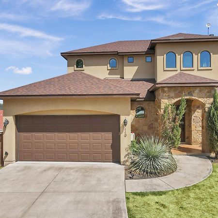 119 Christopher Concierge Services Available Kingsland Exterior foto