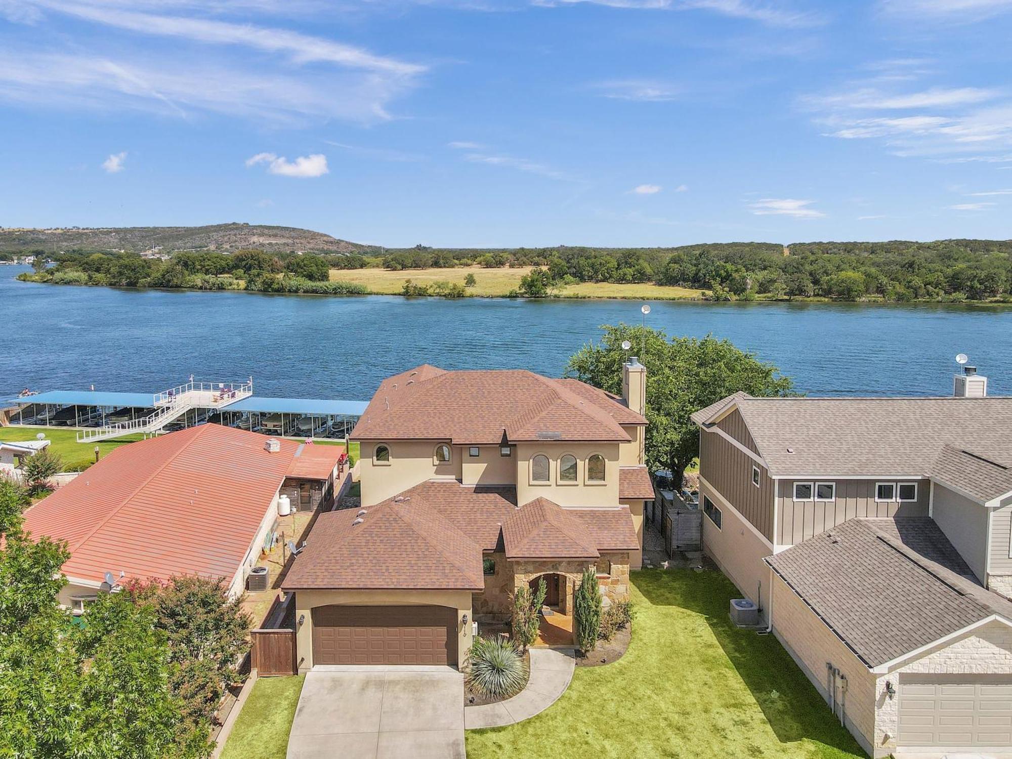 119 Christopher Concierge Services Available Kingsland Exterior foto